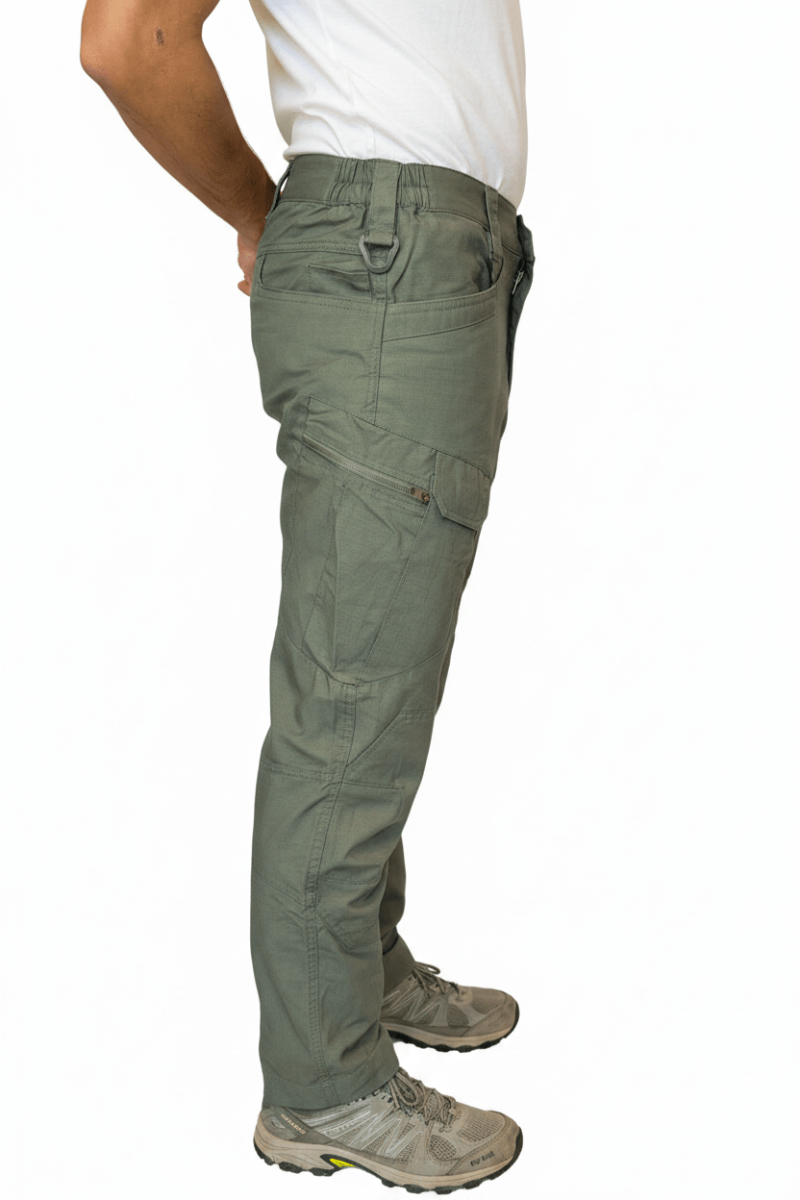 Pantalón de trekking antidesgarro ELT, resistente al agua y al viento, color verde oscuro, vista de perfil